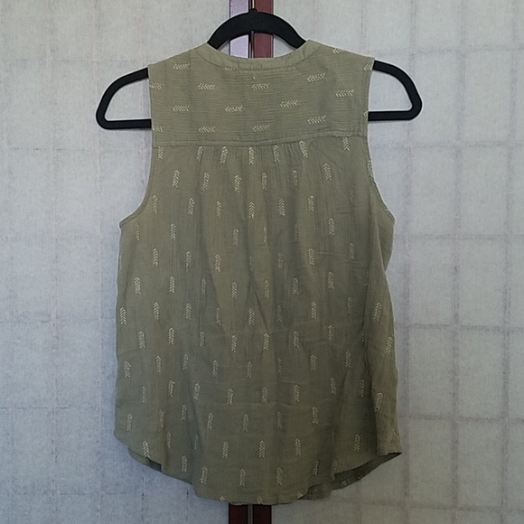 🎉HP🎉 Anthropologie Olive green button-down top 4 - Picture 2 of 2